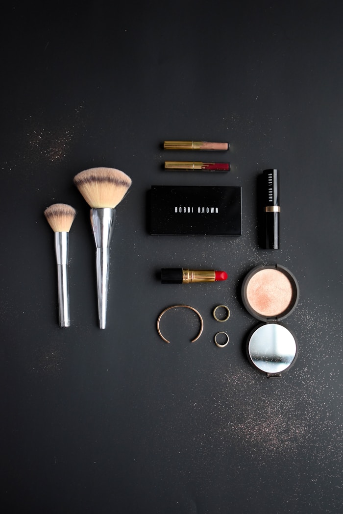 Makeup details
